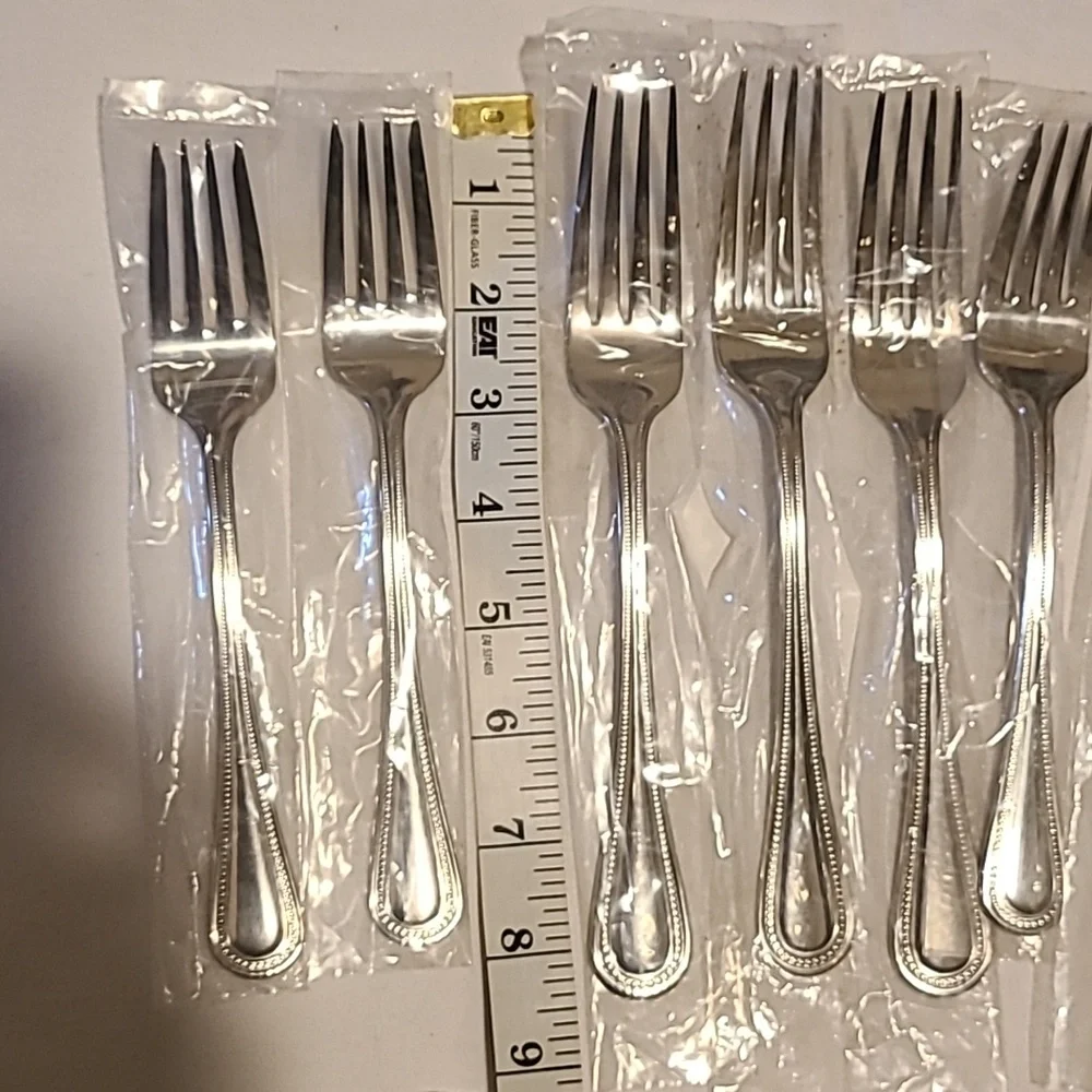 Towle Beaded Antique 18/10 Vietnam Flateware Fork Spoon Knife (Bundle of 14) - Picture 6 of 15